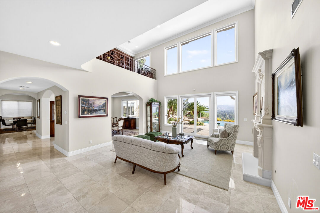 22355 South Summit Ridge Circle Chatsworth, CA 91311 - Photo 12 of 75