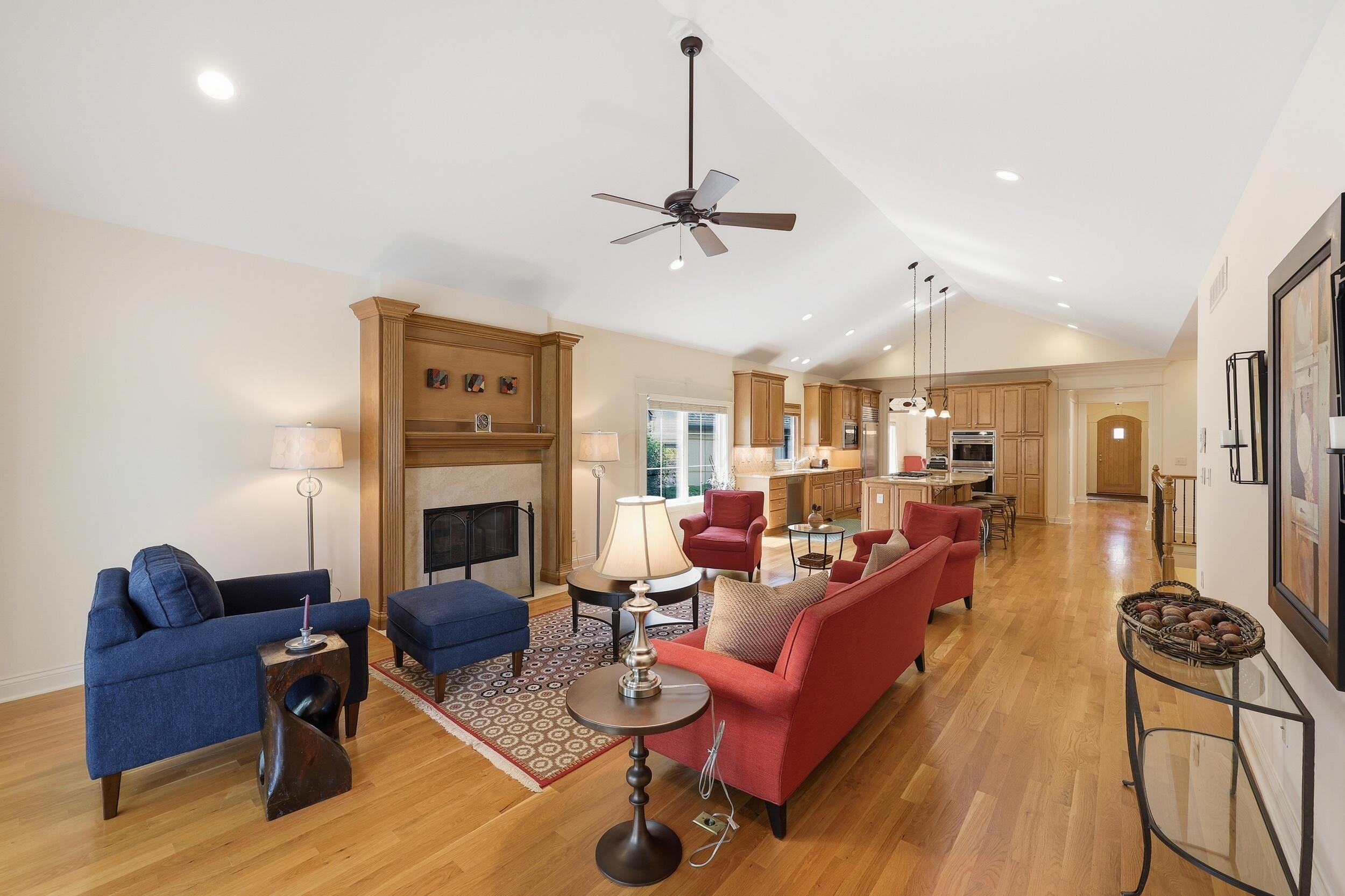 3233 Armscote Road Dublin, OH 43017 - Photo 12 of 46 Great room
