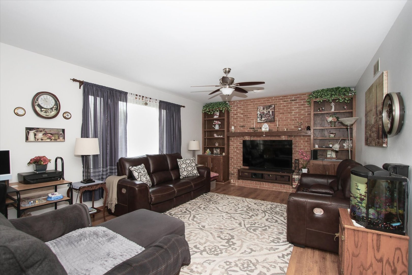 2153 Jordan Circle Elgin, IL 60123 - Photo 15 of 41