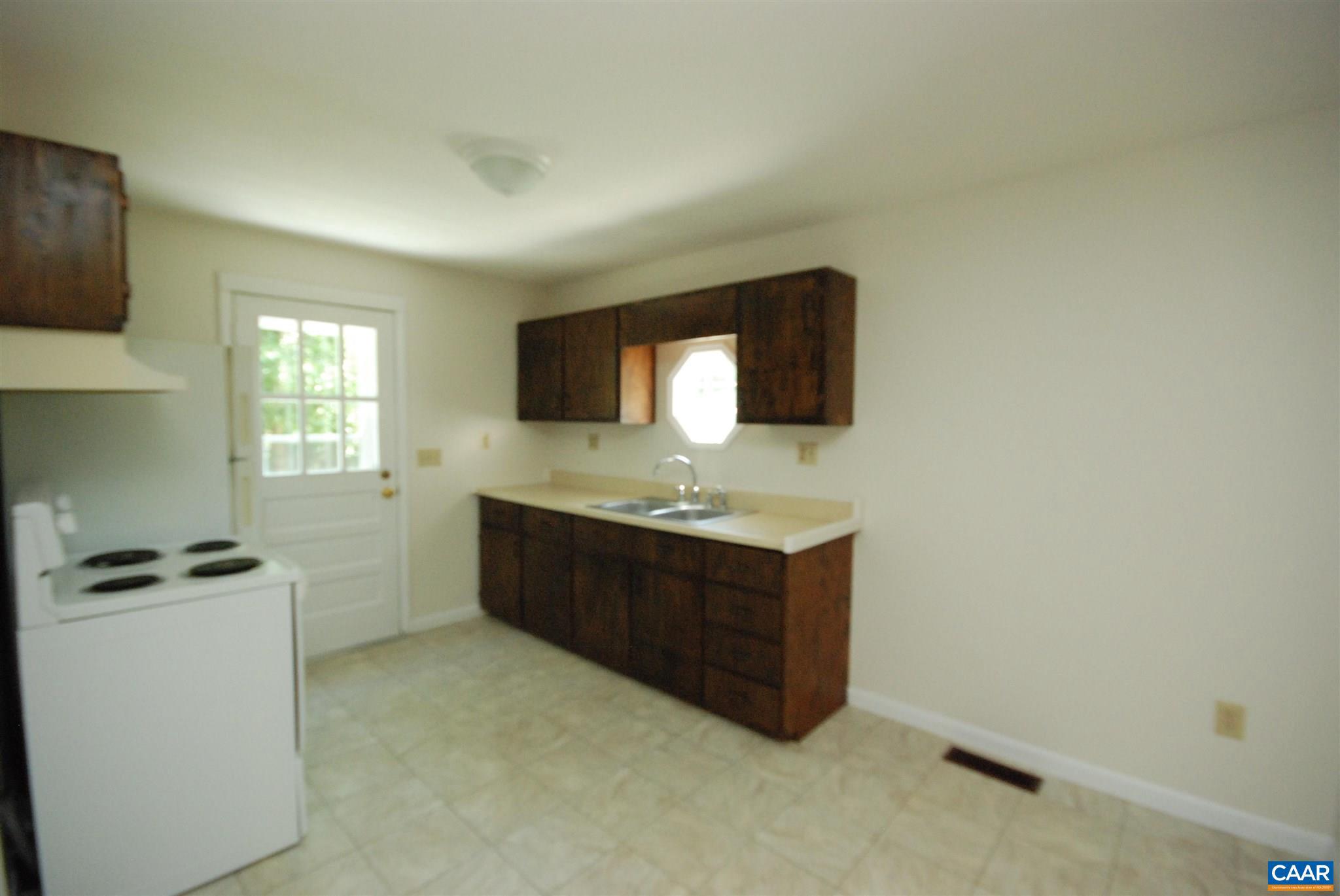 1893 Mt Airy Road Louisa, VA 23093 - Photo 7 of 17 Gallery Image 7