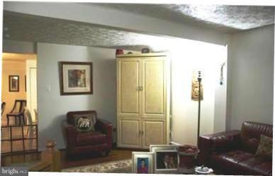 7529 Aspenpark Road Lorton, VA 22079 - Photo 7 of 30 Living Room
