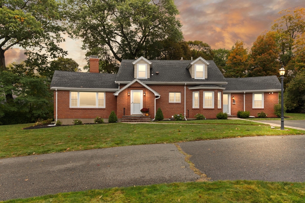 27 Burley Farm Road Danvers, MA 01923 - Photo 2 of 42