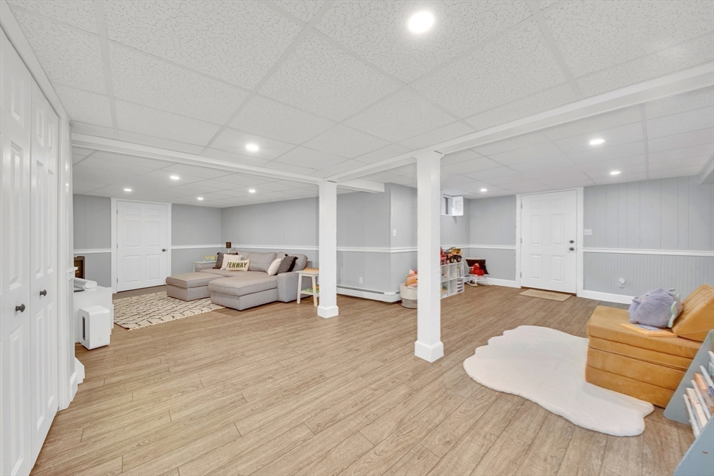 27 Burley Farm Road Danvers, MA 01923 - Photo 33 of 42