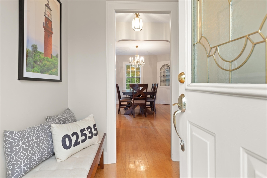 27 Burley Farm Road Danvers, MA 01923 - Photo 6 of 42