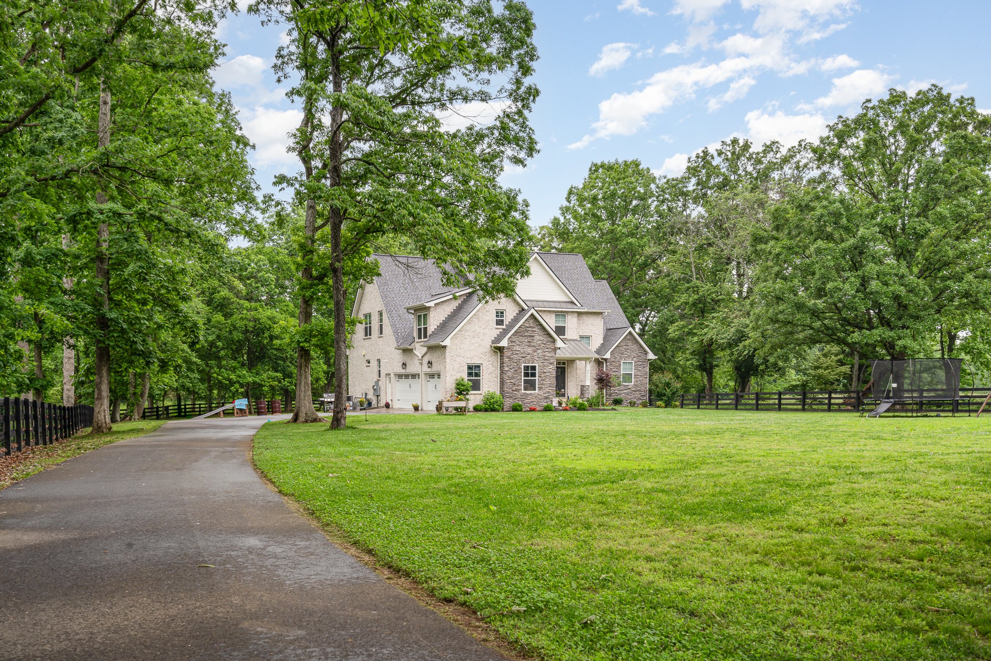 4902 Charles Dorris Road Springfield, TN 37172 - Photo 2 of 44