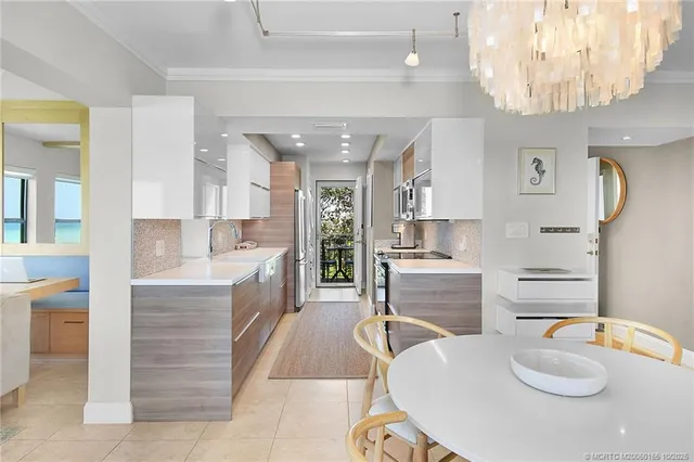 $8,500 | 1289 Northeast Ocean Boulevard, Unit 11, Stuart, FL 34996