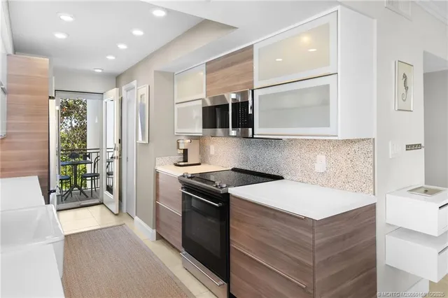 $8,500 | 1289 Northeast Ocean Boulevard, Unit 11, Stuart, FL 34996