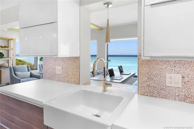 $8,500 | 1289 Northeast Ocean Boulevard, Unit 11, Stuart, FL 34996