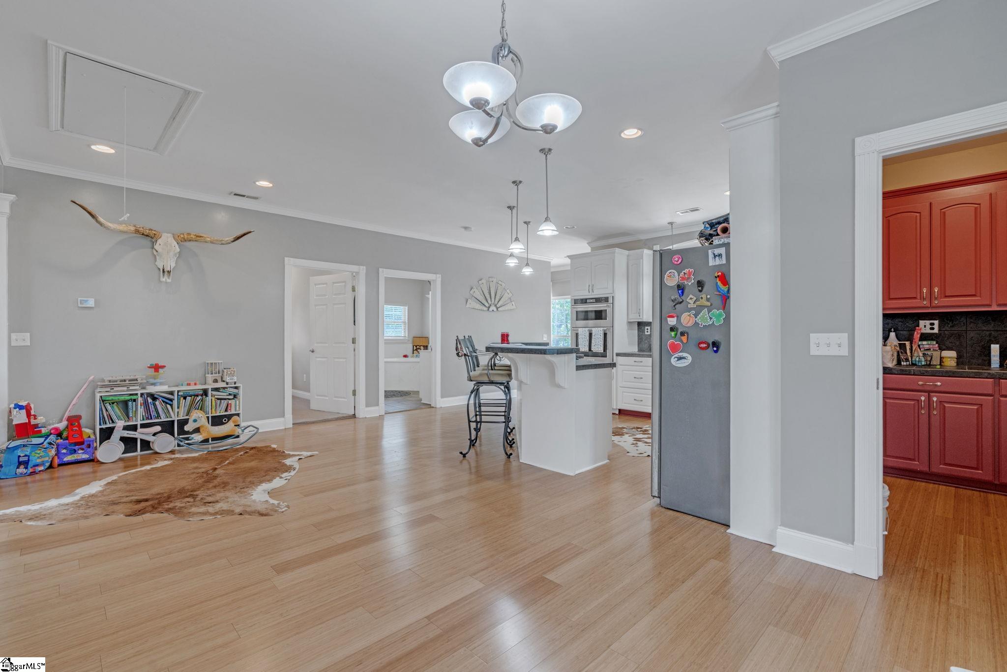 317 Hunter Road Fountain Inn, SC 29644 - Photo 4 of 30