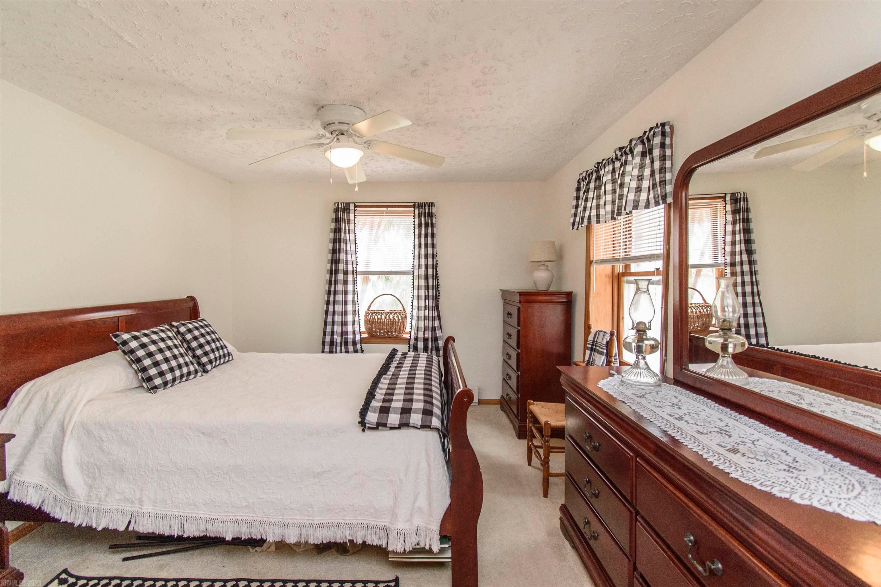 4268 Seneca Hollow Road Elliston, VA 24087 - Photo 22 of 40 Gallery Image 22