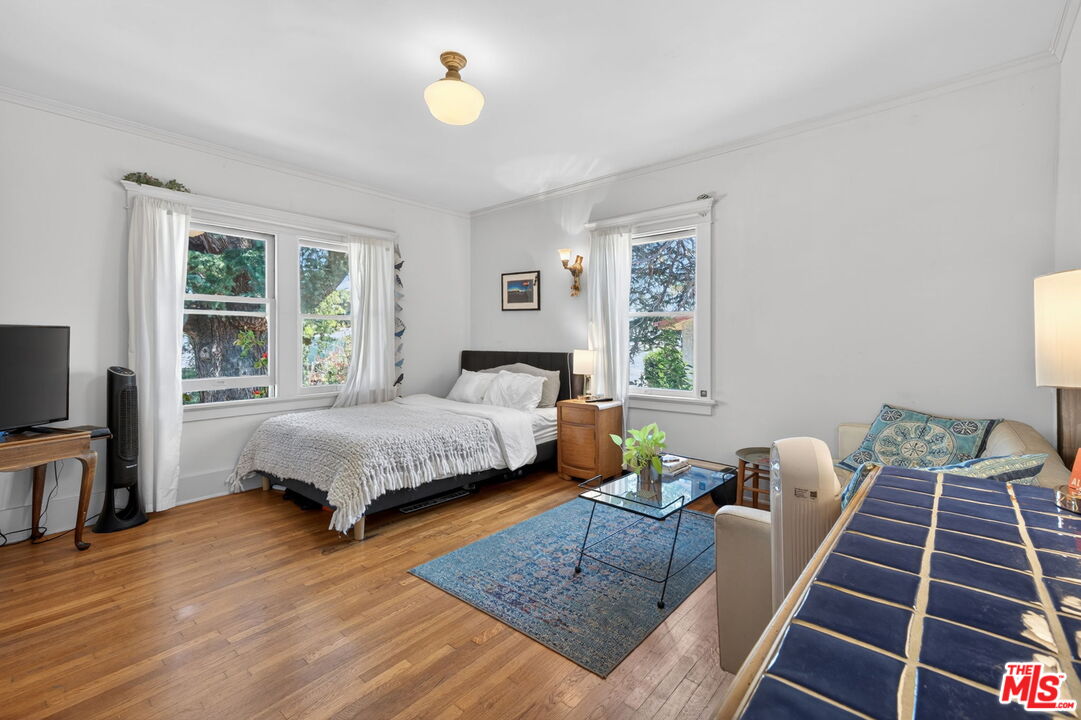 1614 Virginia Road Los Angeles, CA 90019 - Photo 19 of 26 Gallery Image 19