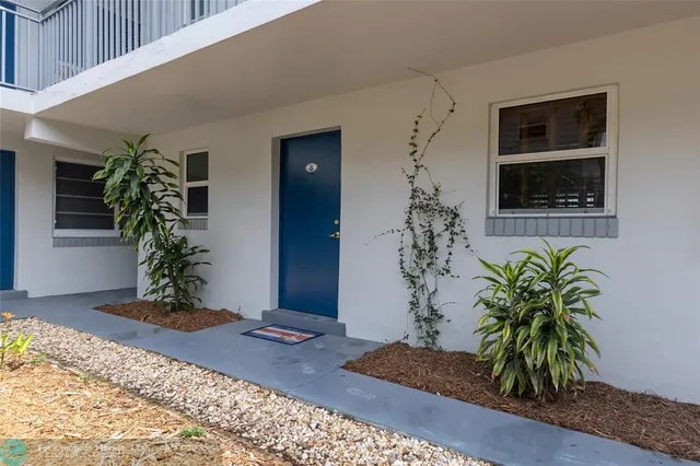 $1,750 | 1001 Southeast 16th Street, Unit 8, Fort Lauderdale, FL 33316