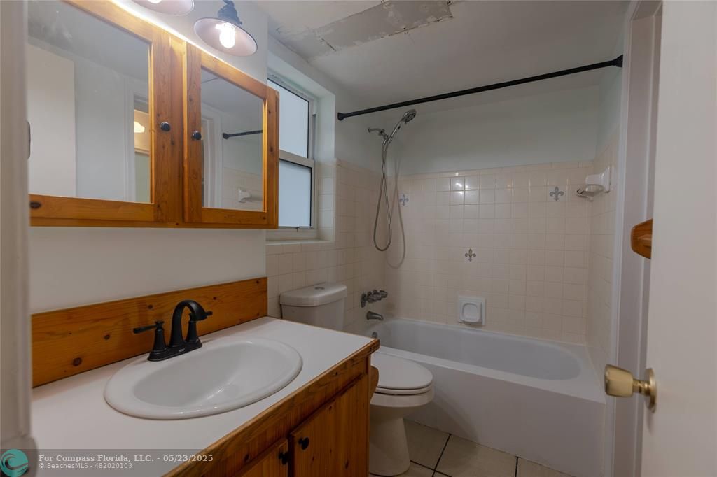 1001 Southeast 16th Street, Unit 8 Fort Lauderdale, FL 33316 - Photo 12 of 17