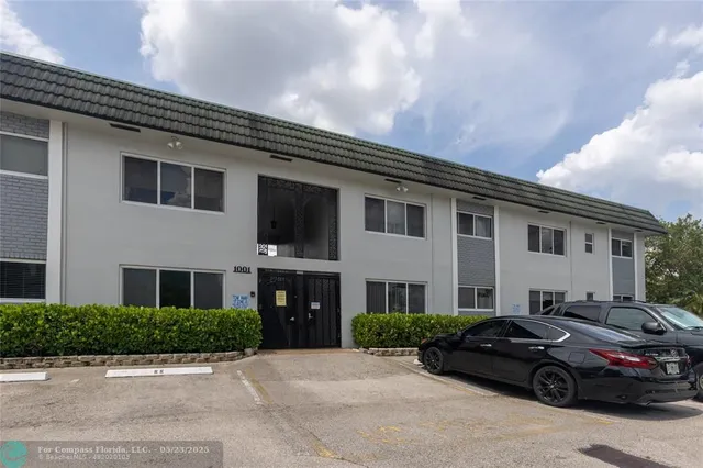 $1,750 | 1001 Southeast 16th Street, Unit 8, Fort Lauderdale, FL 33316