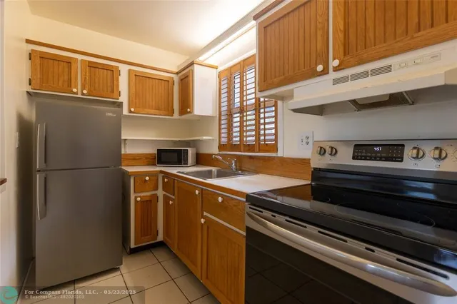 $1,750 | 1001 Southeast 16th Street, Unit 8, Fort Lauderdale, FL 33316