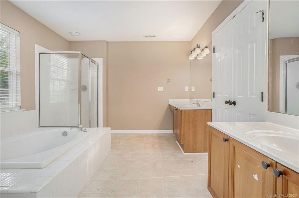 311 Prestmont Court Fort Mill, SC 29708 - Photo 7 of 25