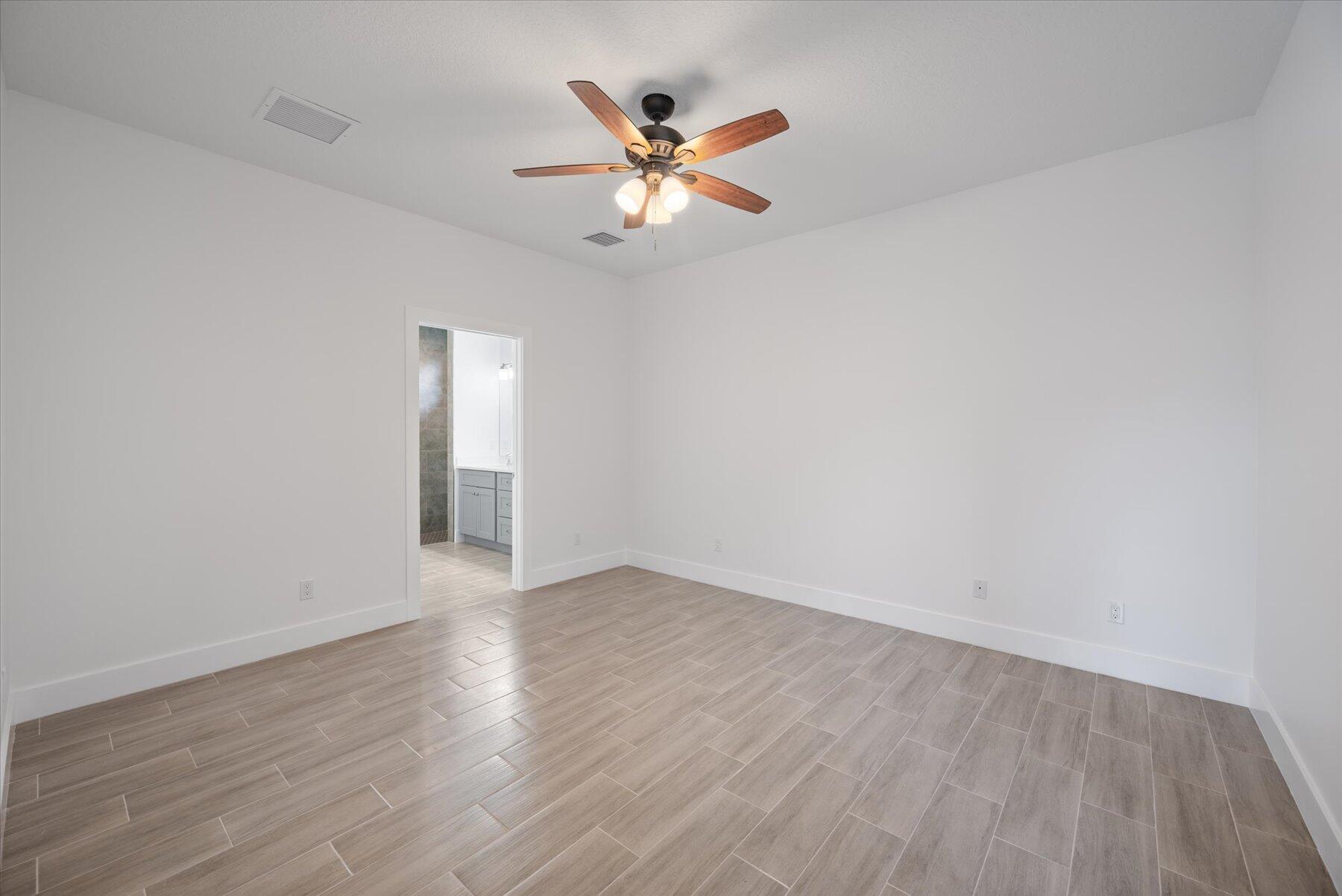 1437 West 31st Street Riviera Beach, FL 33404 - Photo 9 of 19 1437 W 31st St