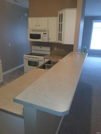 $1,595 | 315 Victoria Station Way, Fort Wayne, IN 46814