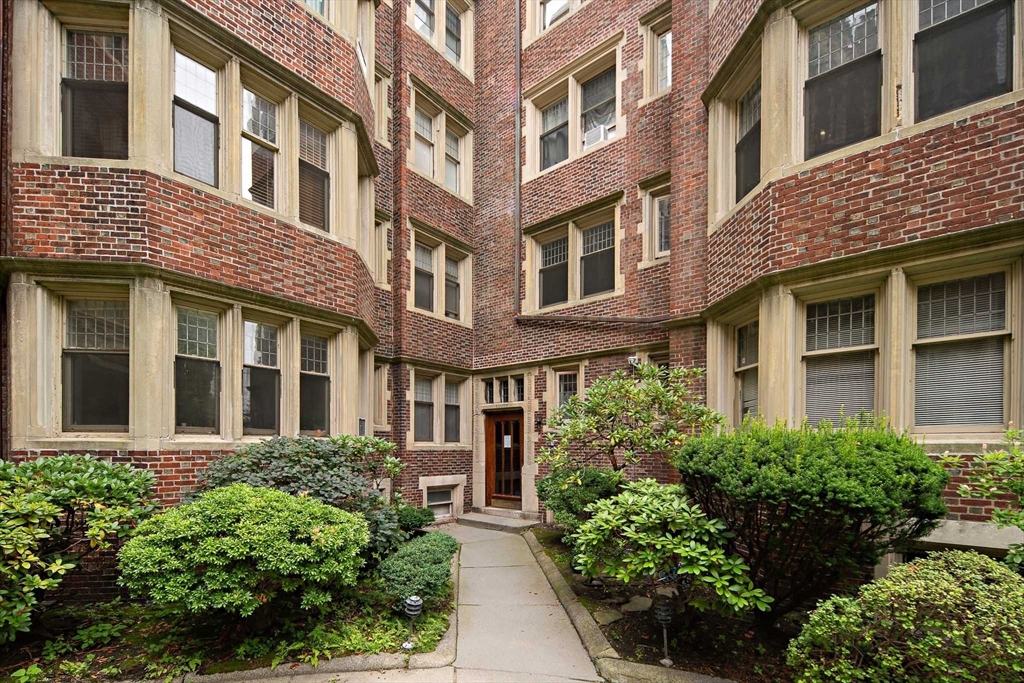 10 Dana Street, Unit 202 Cambridge, MA 02138 - Photo 14 of 16 front view of a brick building