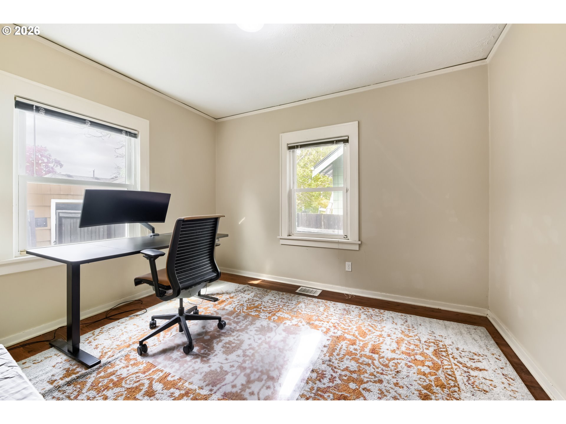 5812 Southeast Bush Street Portland, OR 97206 - Photo 13 of 27 a workspace with furniture and a window