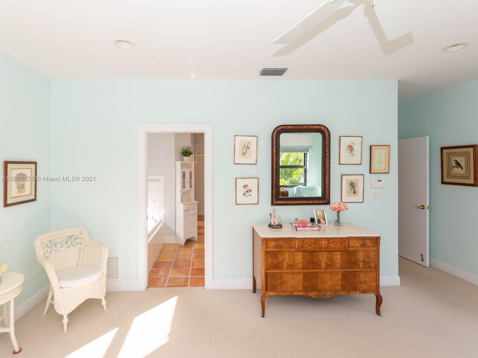 390 Atlantic Road Key Biscayne, FL 33149 - Photo 19 of 31