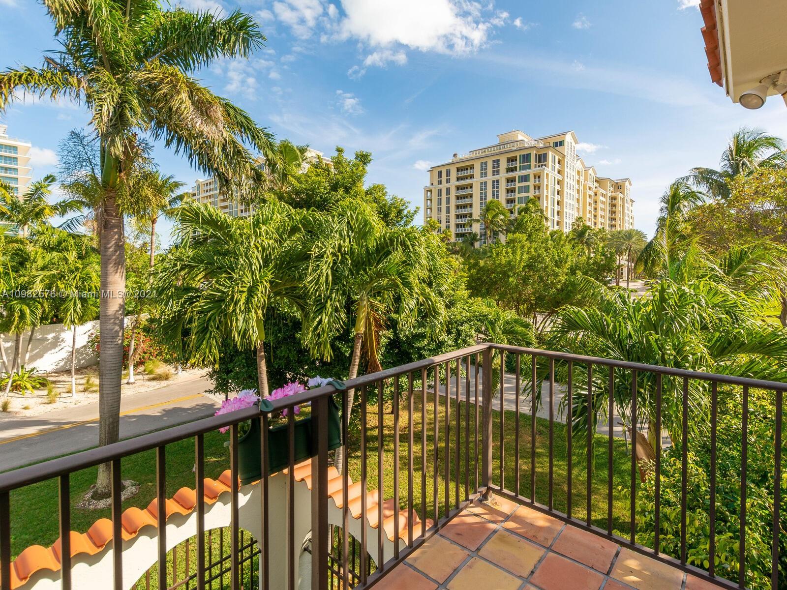 390 Atlantic Road Key Biscayne, FL 33149 - Photo 22 of 31