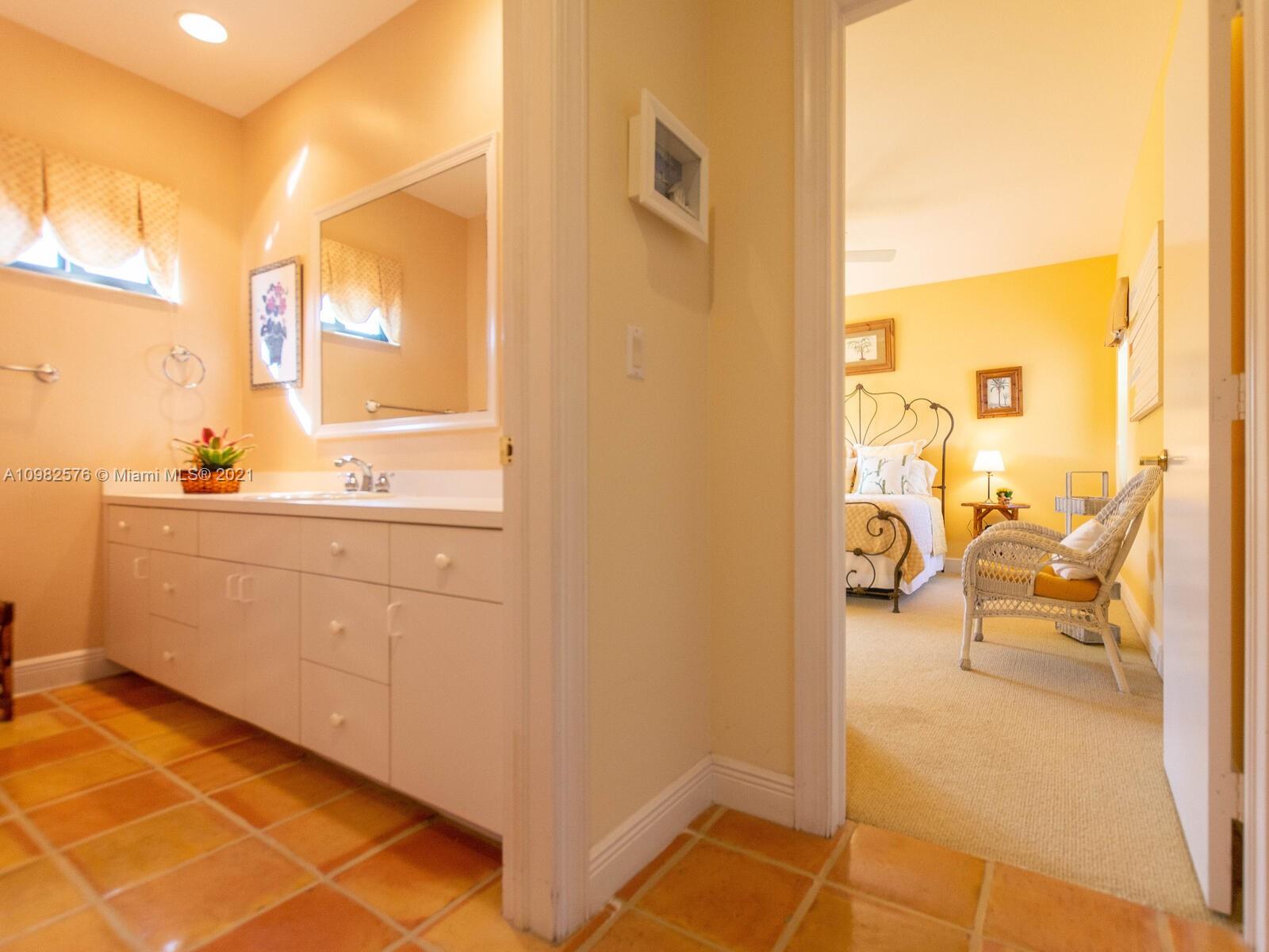 390 Atlantic Road Key Biscayne, FL 33149 - Photo 23 of 31