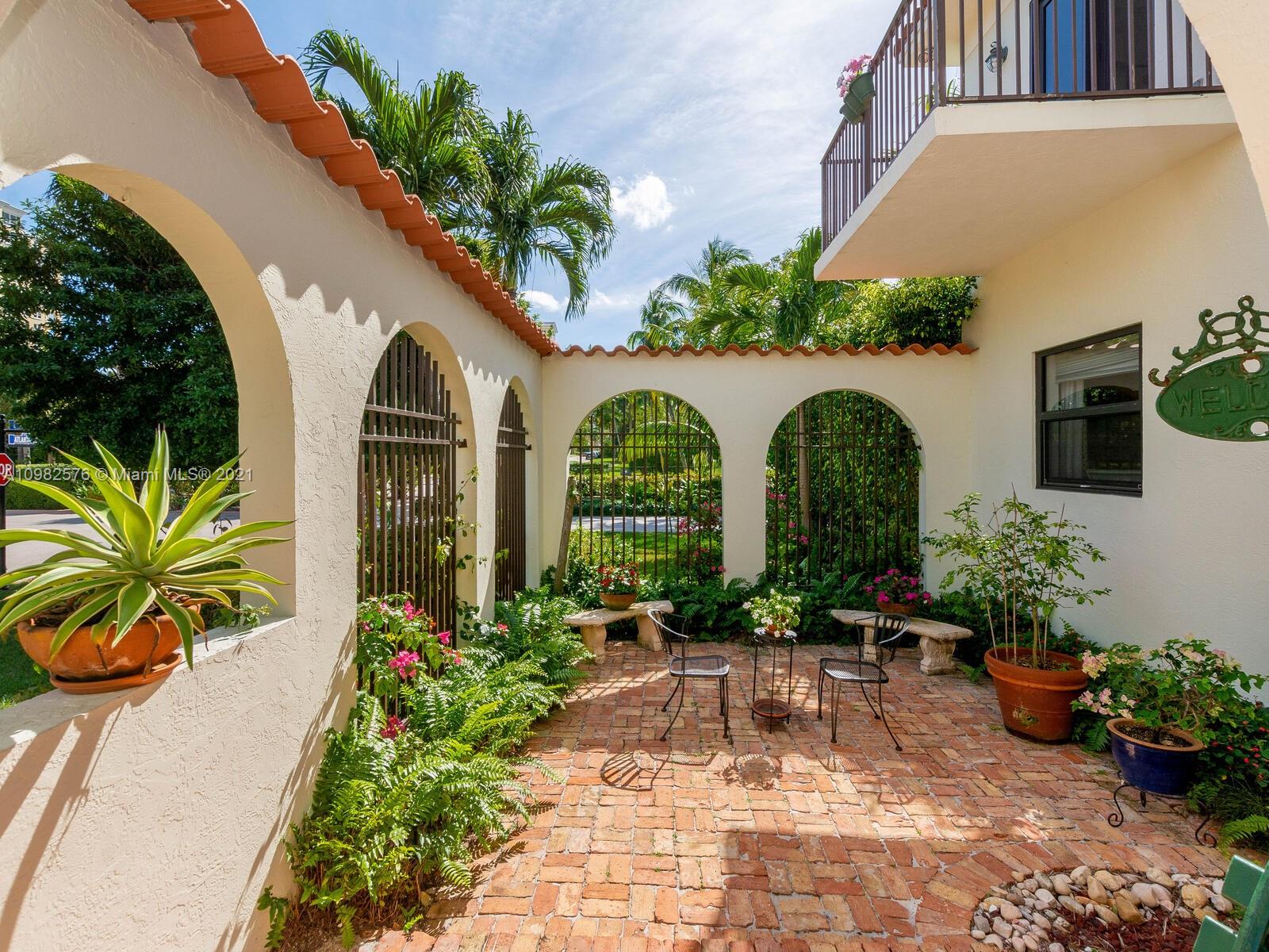 390 Atlantic Road Key Biscayne, FL 33149 - Photo 5 of 31