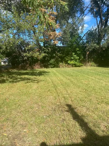 $240,000 | 9157 South Marquette Avenue, Chicago, IL 60617