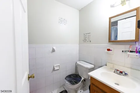 $750,000 | 297 Avon Avenue, Newark, NJ 07108