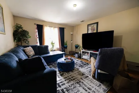 $750,000 | 297 Avon Avenue, Newark, NJ 07108