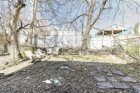 $750,000 | 297 Avon Avenue, Newark, NJ 07108