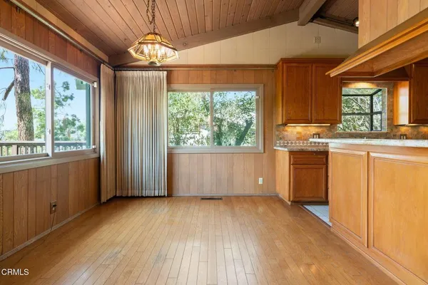 $965,000 | 1876 Kaweah Drive, Pasadena, CA 91105