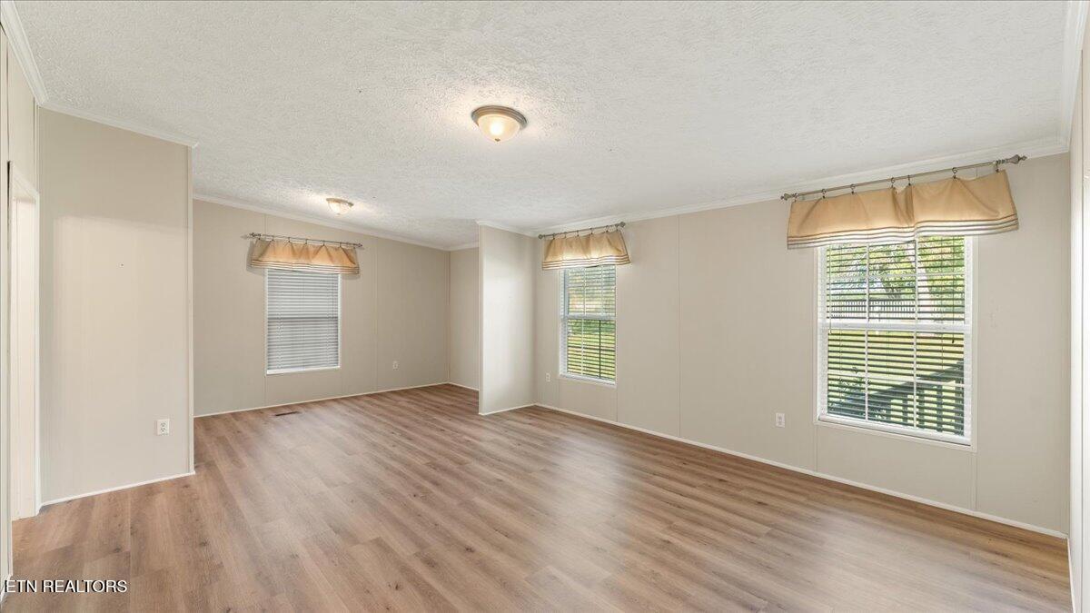 10985 Lantana Road Crossville, TN 38572 - Photo 11 of 31 12-Primary Bedroom