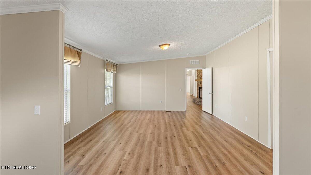 10985 Lantana Road Crossville, TN 38572 - Photo 12 of 31 14-Primary Bedroom