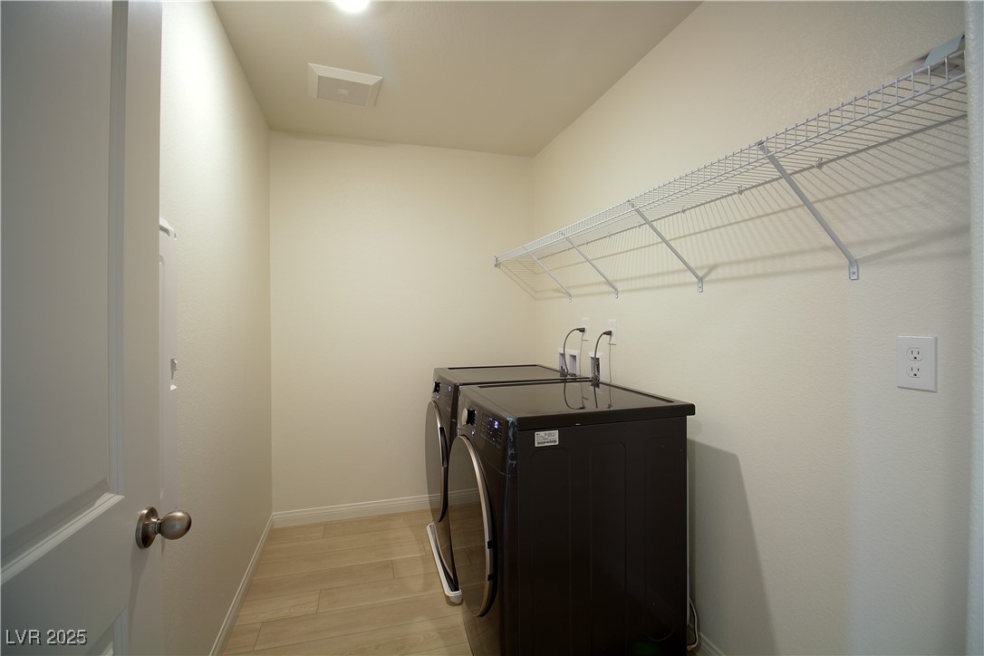 2722 Luzzi Walk Henderson, NV 89044 - Photo 19 of 32