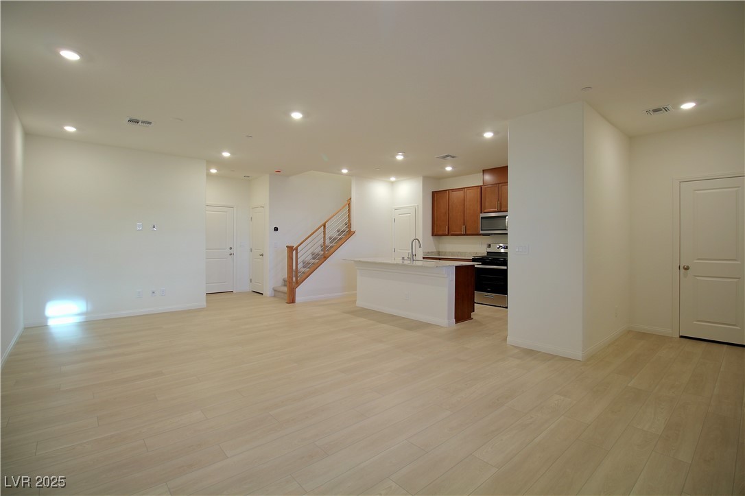 2722 Luzzi Walk Henderson, NV 89044 - Photo 6 of 32