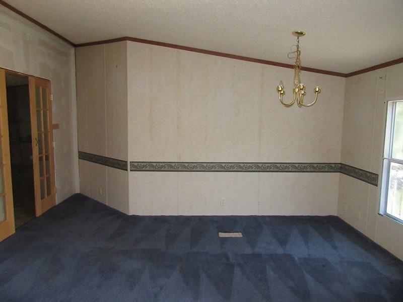 2153 Broome Road Palmyra, TN 37142 - Photo 4 of 10 a view of small space