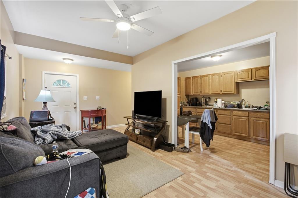 501-503 Pinney Street Rochester, PA 15074 - Photo 6 of 27 Entry-Living Room-Eat-in-Kitchen Unit 501