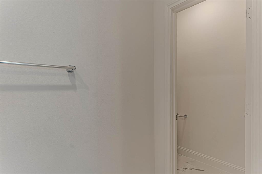 2136 Village Walk Lane Aledo, TX 76008 - Photo 16 of 38