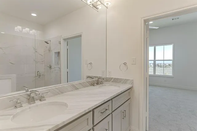 $422,200 | 2136 Village Walk Lane, Aledo, TX 76008