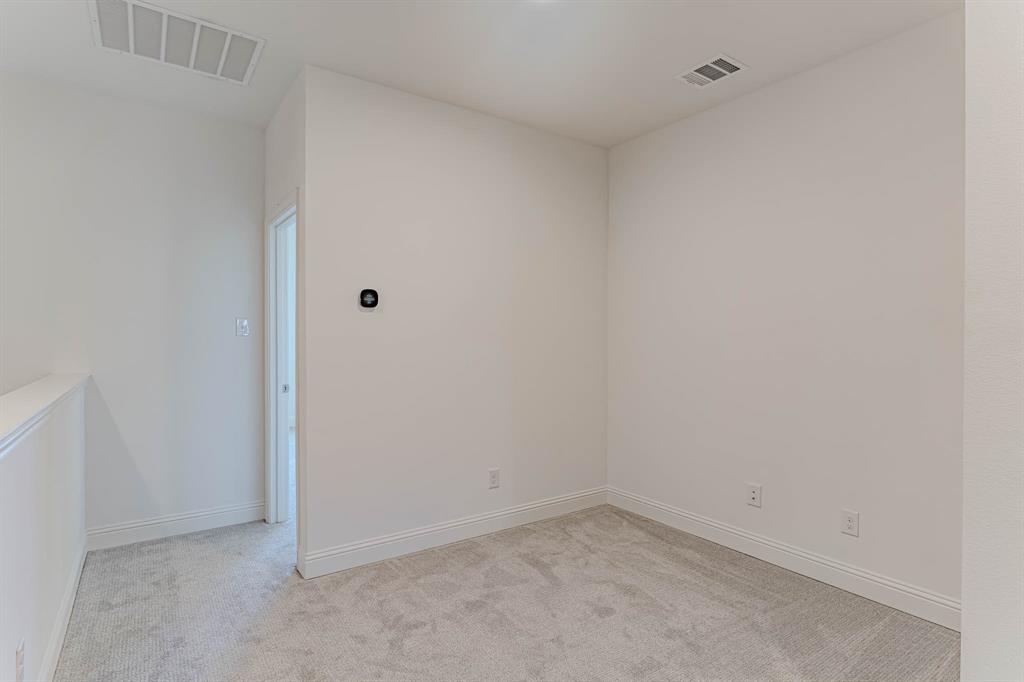 2136 Village Walk Lane Aledo, TX 76008 - Photo 27 of 38