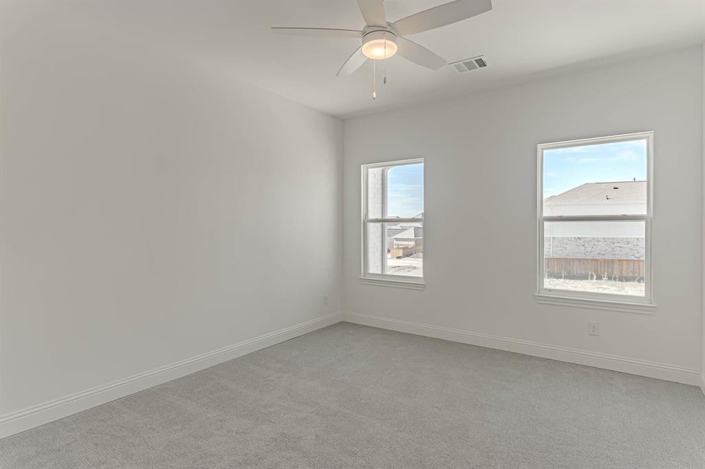 2136 Village Walk Lane Aledo, TX 76008 - Photo 9 of 38