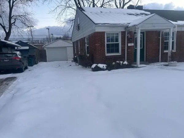 $199,900 | 1977 Princeton Road, Berkley, MI 48072
