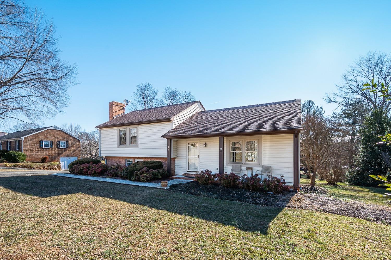 105 Old Post Road Lynchburg, VA 24502 - Photo 3 of 50 Gallery Image 3