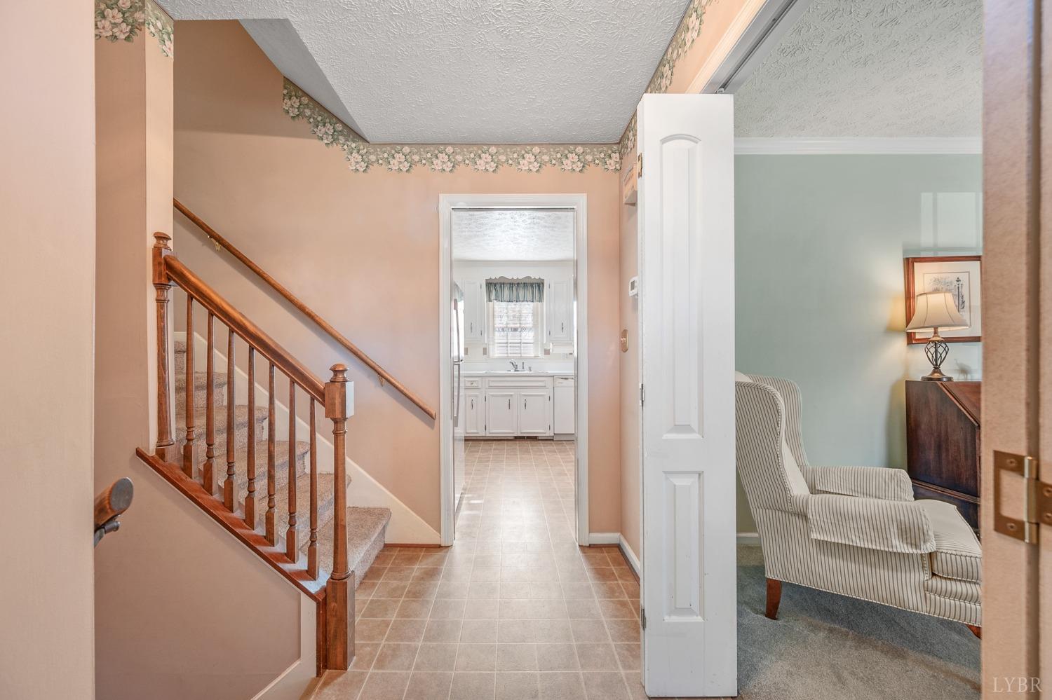 105 Old Post Road Lynchburg, VA 24502 - Photo 7 of 50 Gallery Image 7