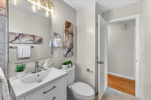 $1,079,000 | 856 Linda Vista Street, San Jose, CA 95127