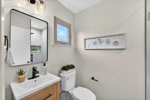 $1,079,000 | 856 Linda Vista Street, San Jose, CA 95127