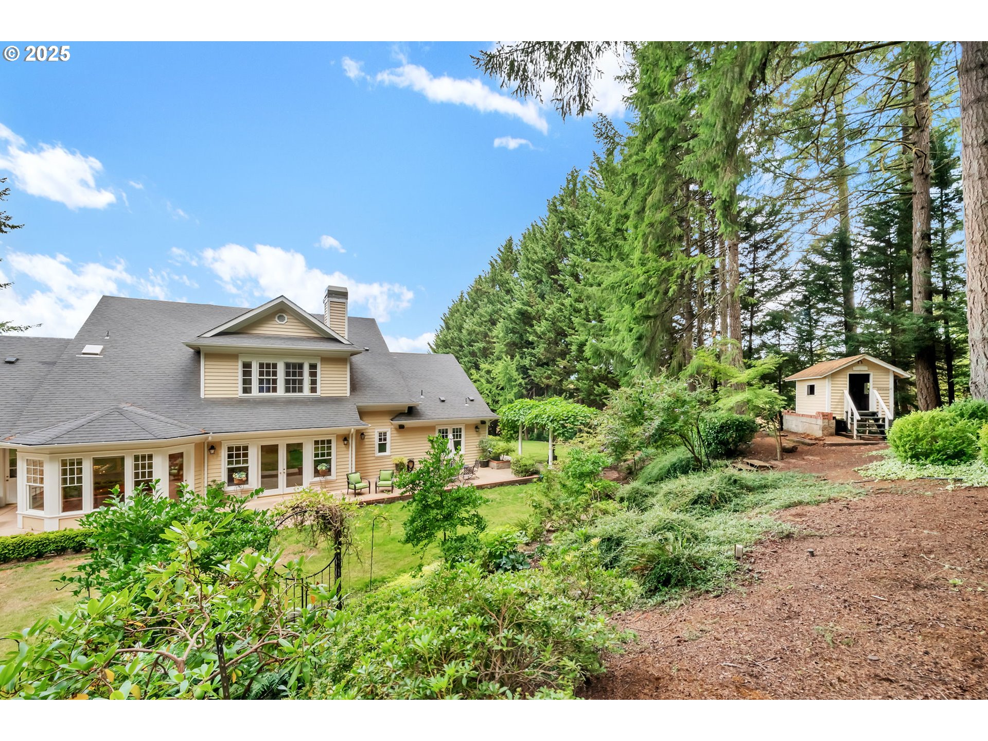 28408 Spencer Creek Road Eugene, OR 97405 - Photo 9 of 48 Backyard