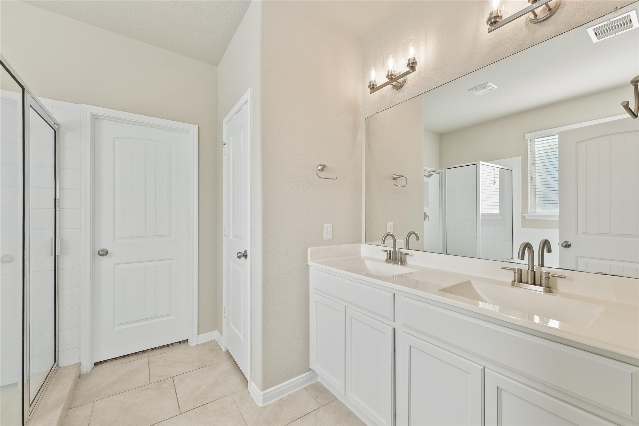 2002 Casterly Court Fresno, TX 77545 - Photo 10 of 24